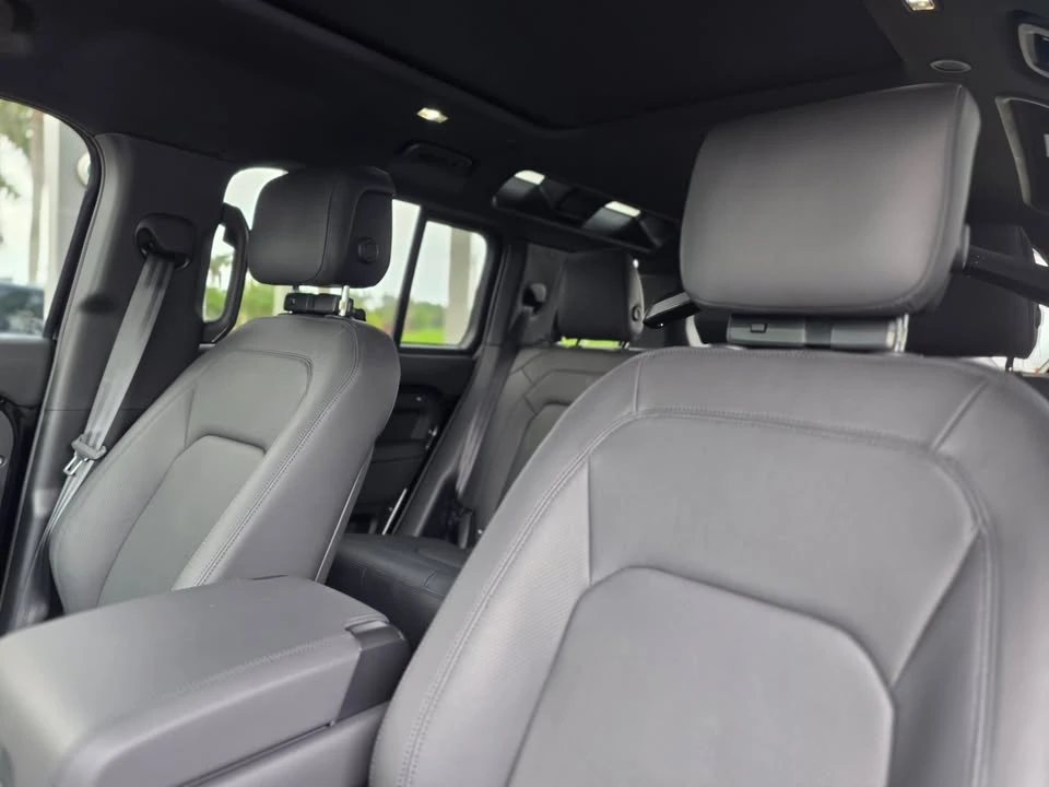 2026 Land Rover Defender L663 - Image 16 of 18
