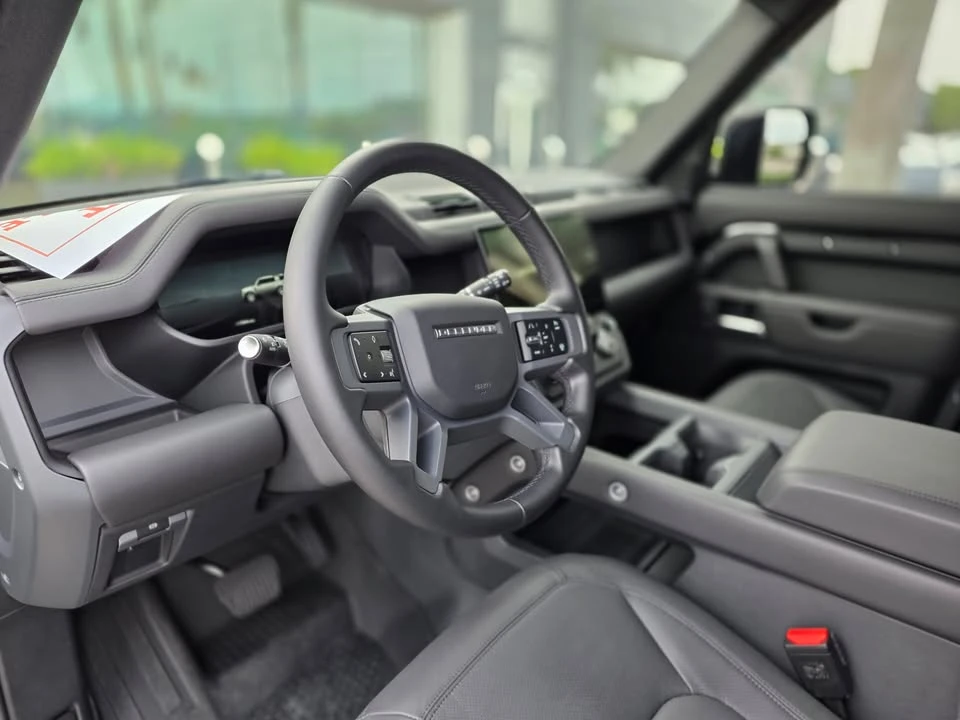 2026 Land Rover Defender L663 - Image 13 of 18