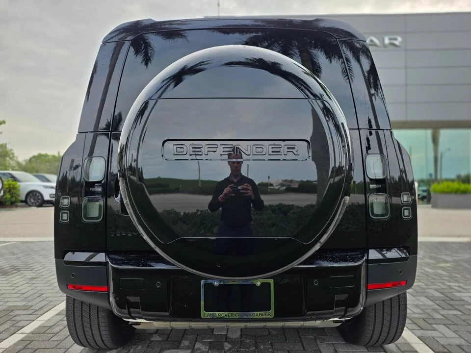 2026 Land Rover Defender L663 - Image 7 of 18
