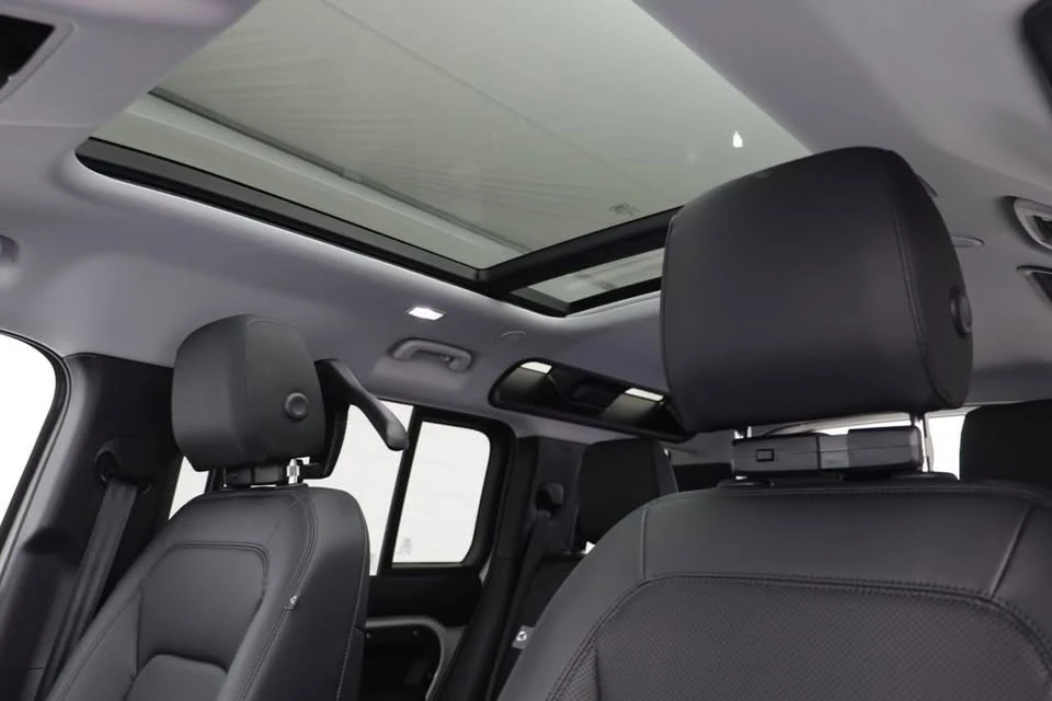 2026 Land Rover Defender L663 - Image 12 of 19