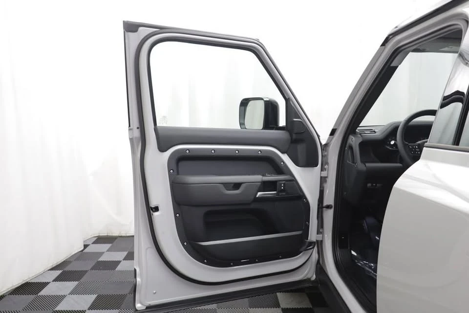 2026 Land Rover Defender L663 - Image 2 of 19
