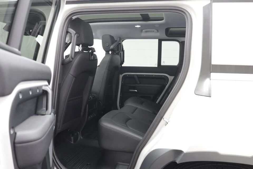 2026 Land Rover Defender L663 - Image 13 of 19
