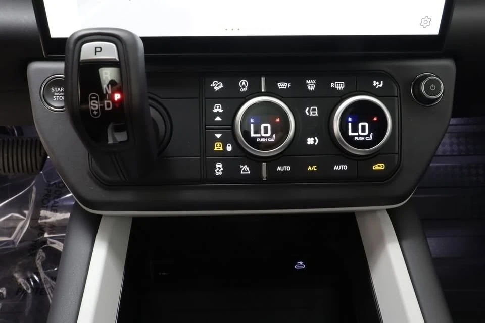 2026 Land Rover Defender L663 - Image 10 of 16