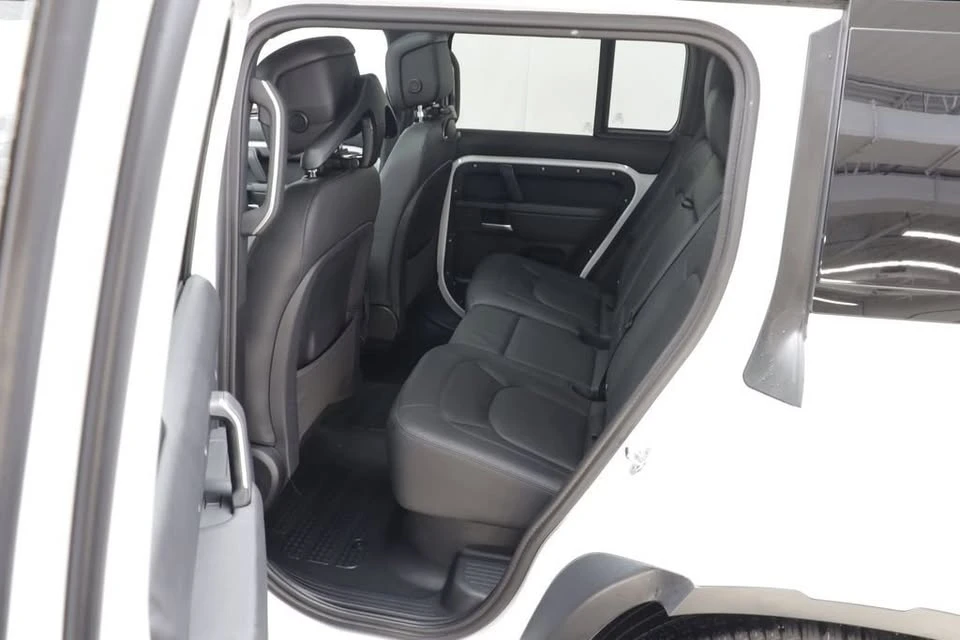 2026 Land Rover Defender L663 - Image 12 of 16