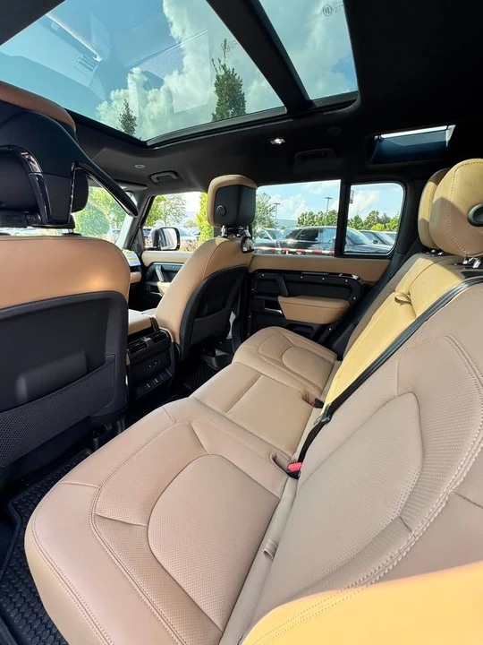 2026 Land Rover Defender L663 - Image 16 of 18