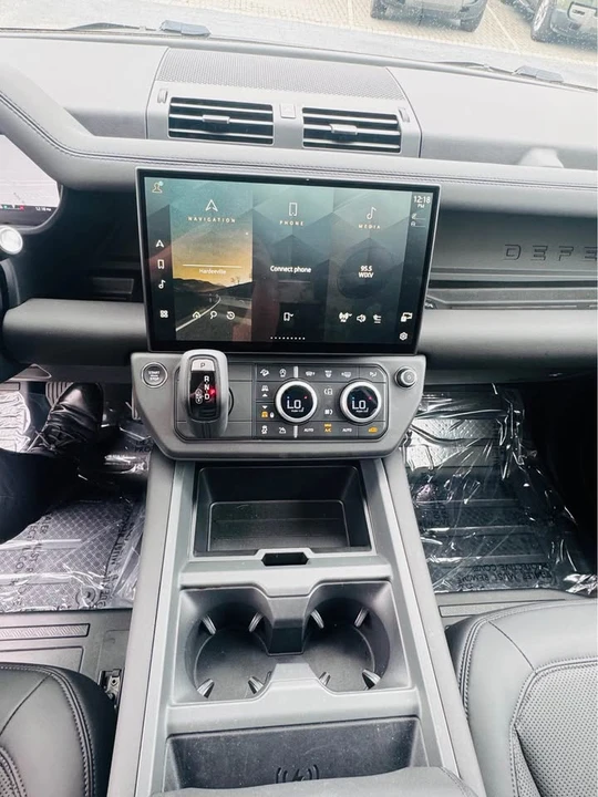 2026 Land Rover Defender L663 - Image 7 of 10