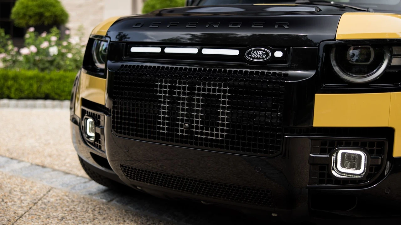 2026 Land Rover Defender L663 - Image 7 of 31