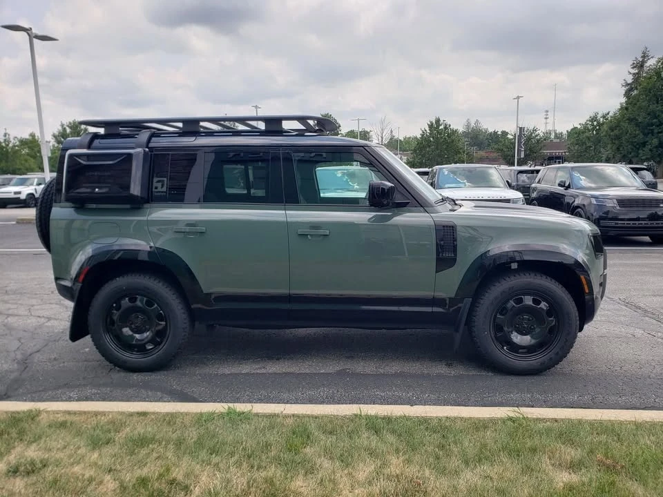 2026 Land Rover Defender L663 - Image 4 of 20