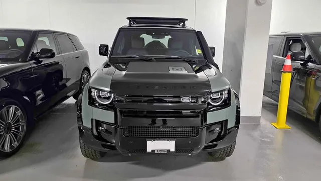 2026 Land Rover Defender 110 Trophy Edition Keswick P400
