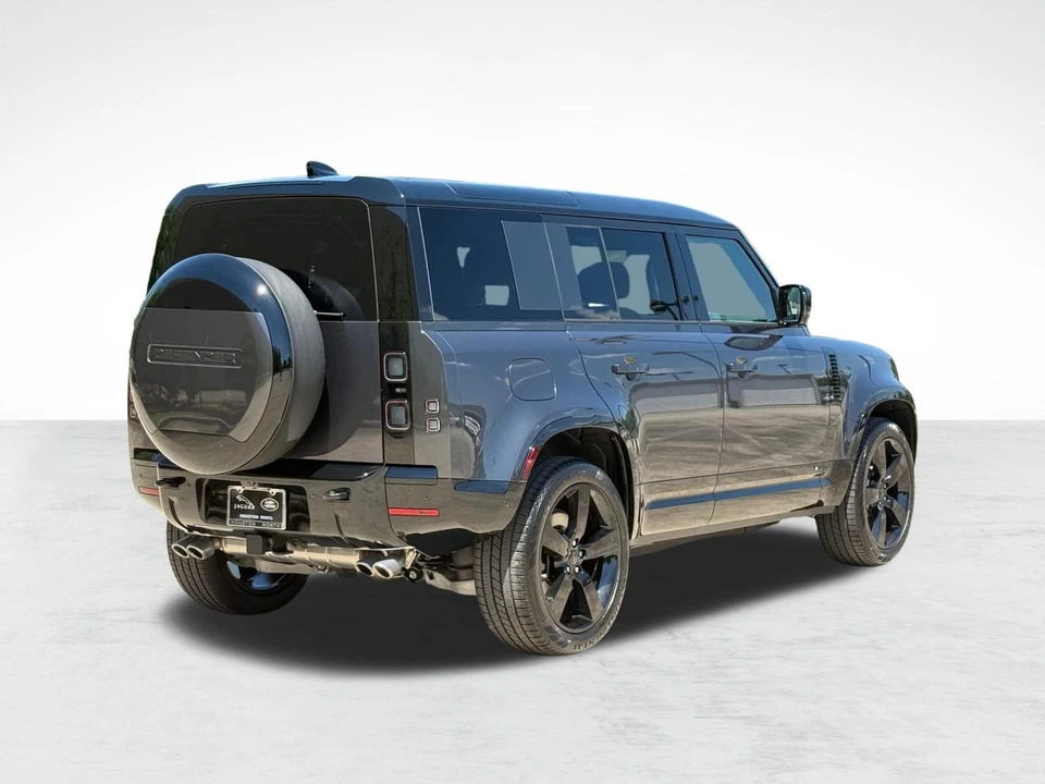 2026 Land Rover Defender L663 - Image 9 of 31