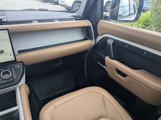 2026 Land Rover Defender L663 - Image 16 of 19
