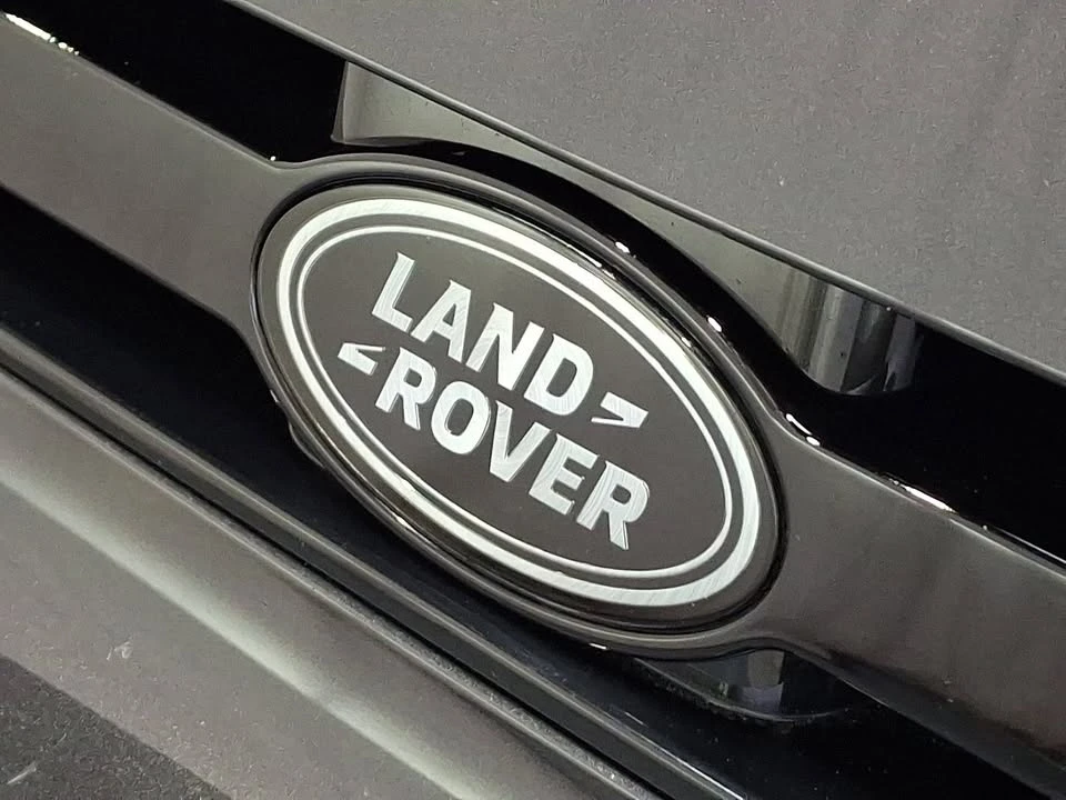 2026 Land Rover Defender L663 - Image 7 of 19