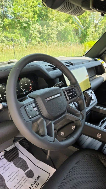 2026 Land Rover Defender L663 - Image 10 of 20