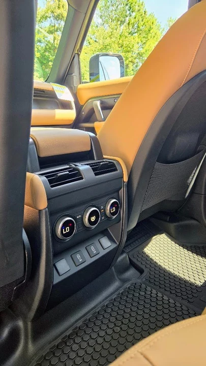 2026 Land Rover Defender L663 - Image 16 of 19