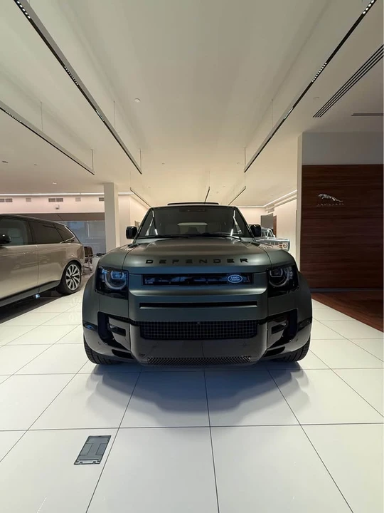 2026 Land Rover Defender L663 - Image 3 of 17