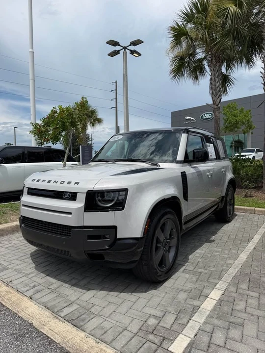 2026 Land Rover Defender L663 - Image 2 of 12