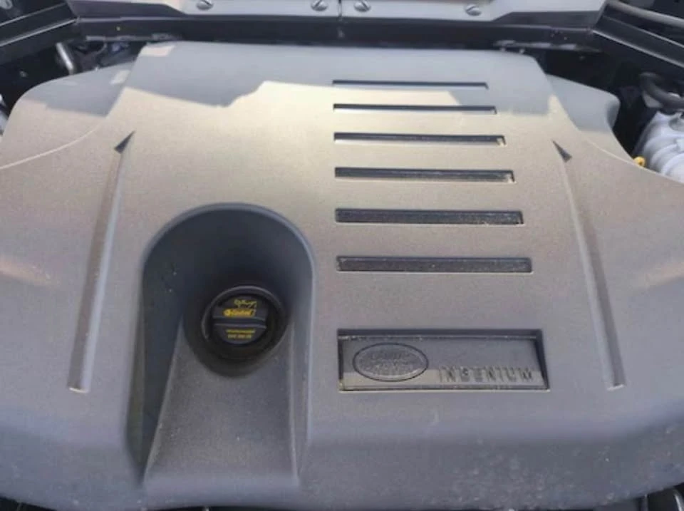 2026 Land Rover Defender L663 - Image 16 of 17