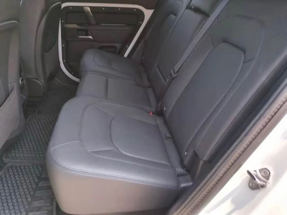 2026 Land Rover Defender L663 - Image 14 of 17