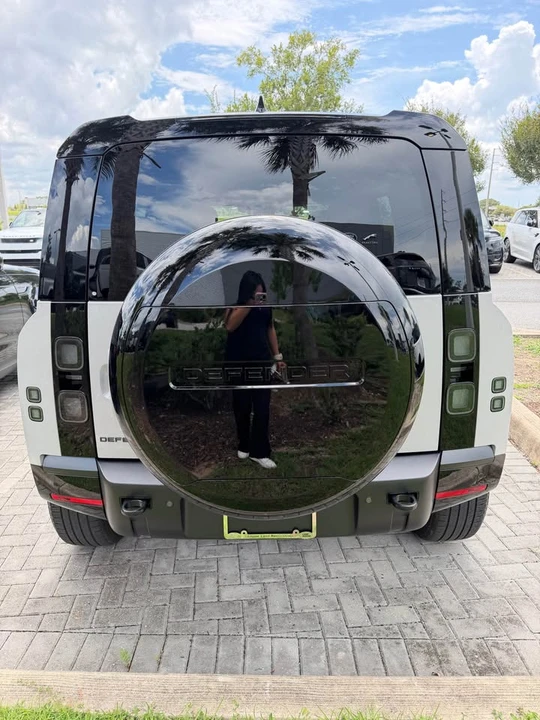2026 Land Rover Defender L663 - Image 10 of 12
