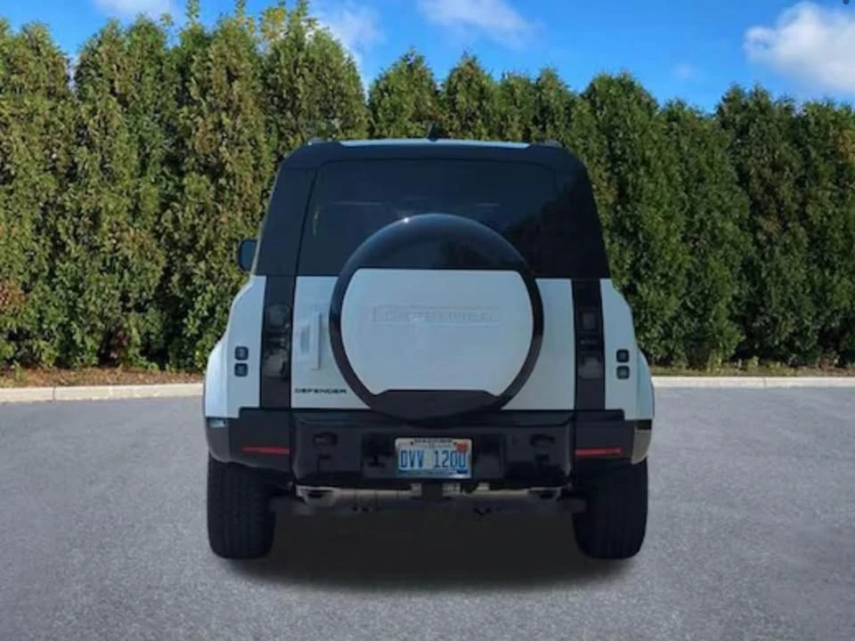2026 Land Rover Defender L663 - Image 5 of 17