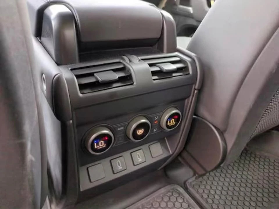 2026 Land Rover Defender L663 - Image 12 of 17