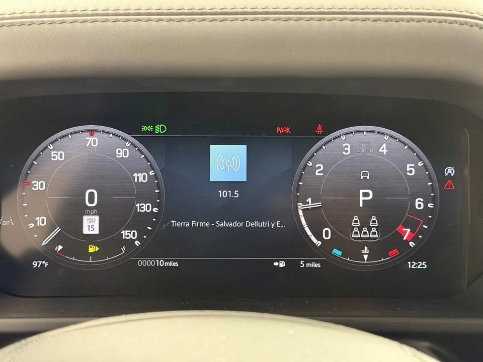 2026 Land Rover Defender V8 - Image 19 of 28