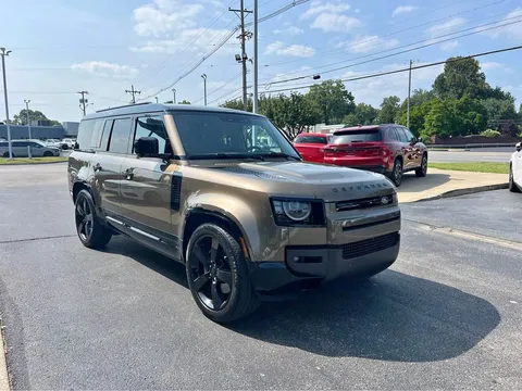 2026 Land Rover Defender 130 X-Dynamic SE