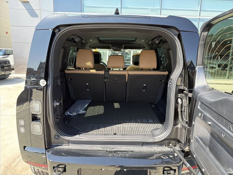 2026 Land Rover Defender L663 - Image 19 of 19