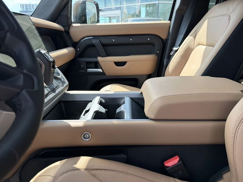 2026 Land Rover Defender L663 - Image 16 of 19