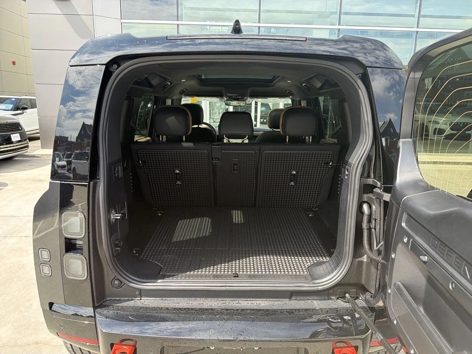 2026 Land Rover Defender L663 - Image 19 of 19