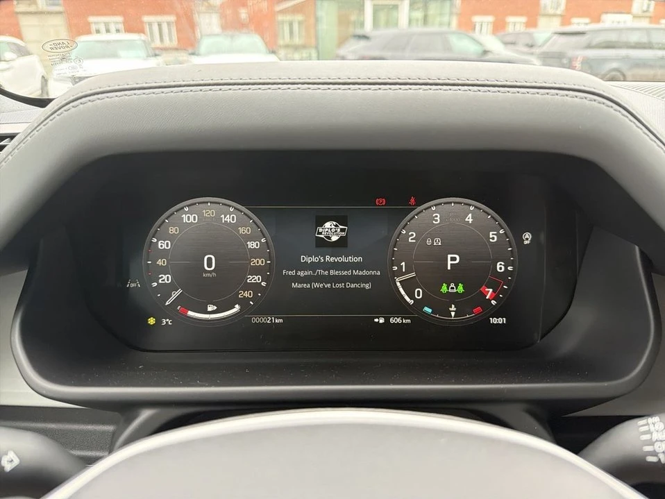 2026 Land Rover Defender L663 - Image 10 of 19