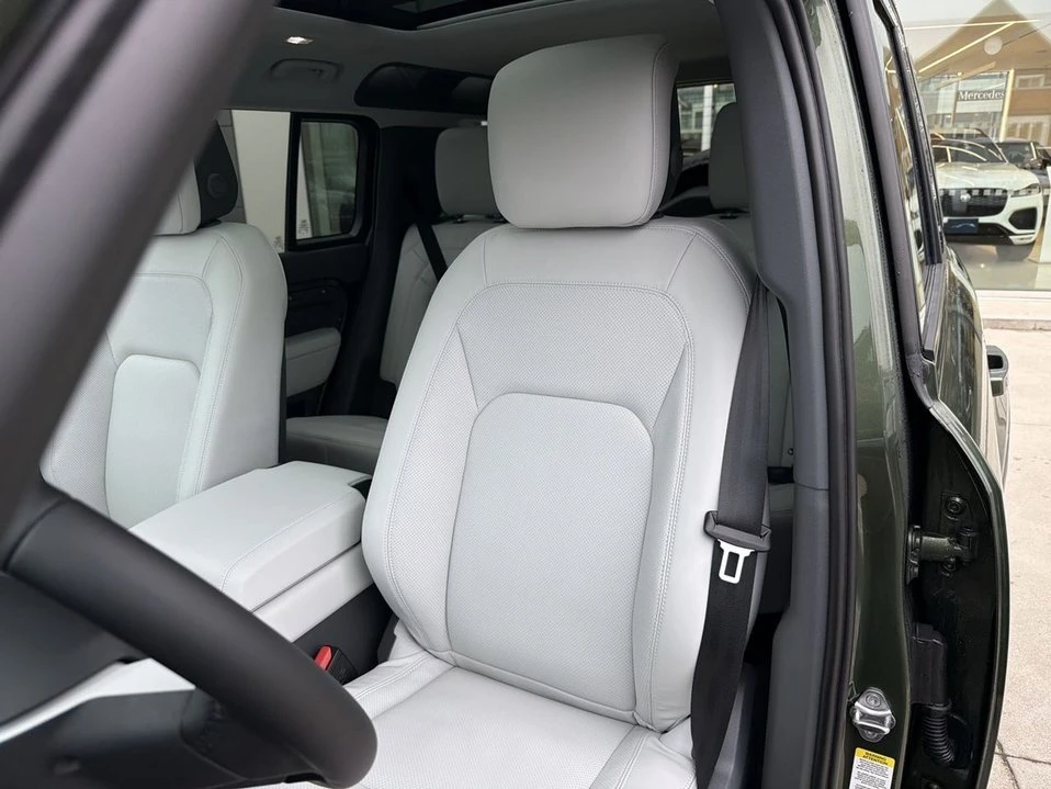 2026 Land Rover Defender L663 - Image 6 of 19