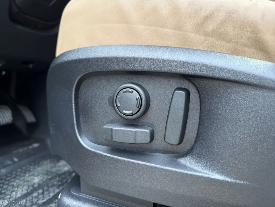 2026 Land Rover Defender L663 - Image 7 of 17