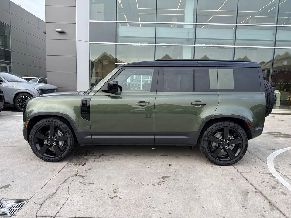 2026 Land Rover Defender L663 - Image 2 of 18