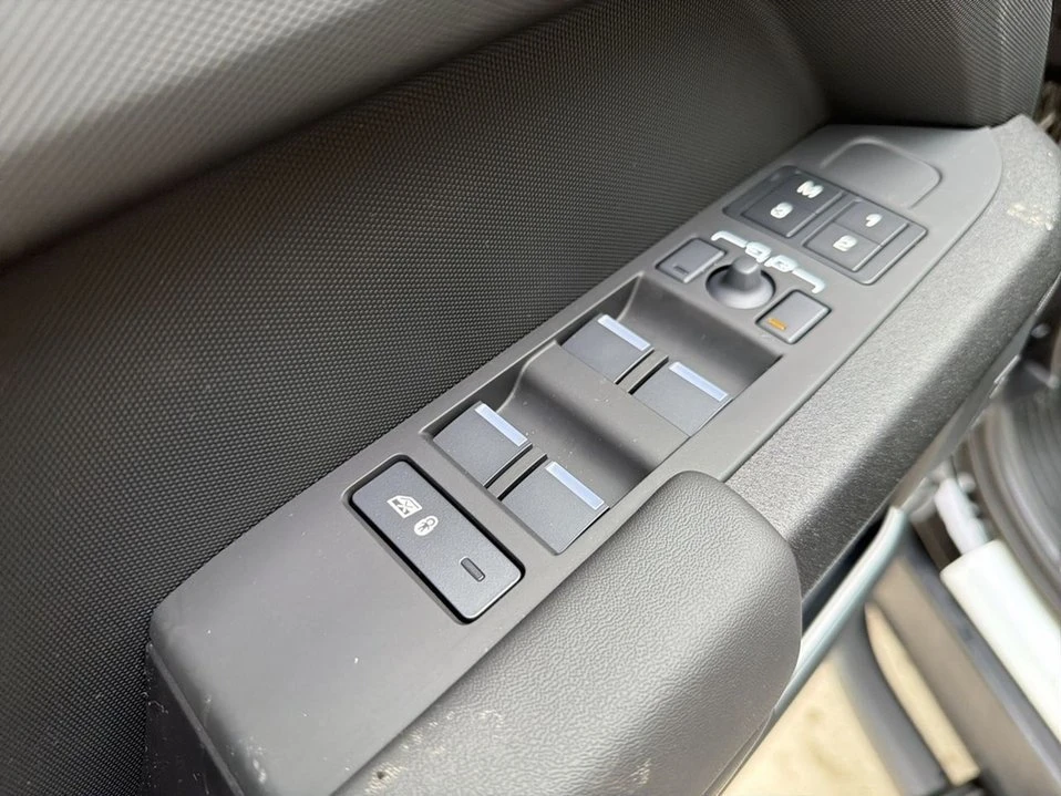 2026 Land Rover Defender L663 - Image 8 of 20