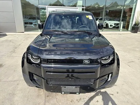 2026 Land Rover Defender 110 P400 S
