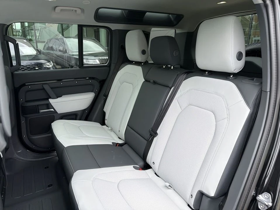 2026 Land Rover Defender L663 - Image 17 of 19