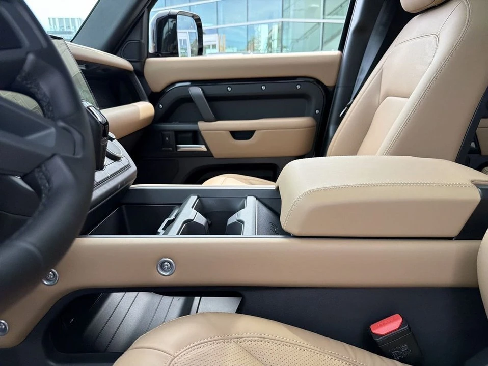 2026 Land Rover Defender L663 - Image 16 of 20
