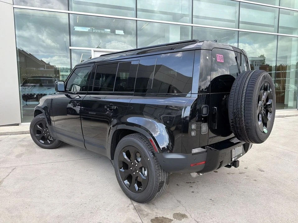 2026 Land Rover Defender L663 - Image 4 of 20