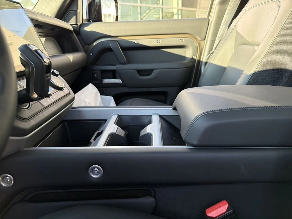 2026 Land Rover Defender L663 - Image 16 of 20