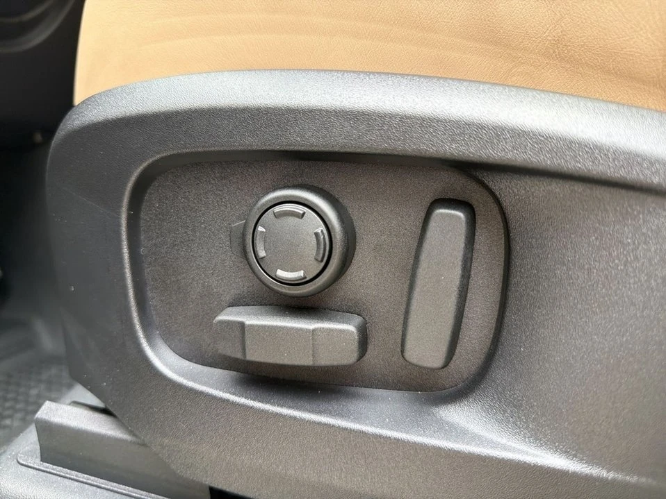 2026 Land Rover Defender L663 - Image 7 of 20
