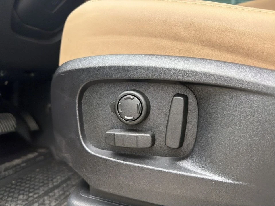2026 Land Rover Defender L663 - Image 7 of 20