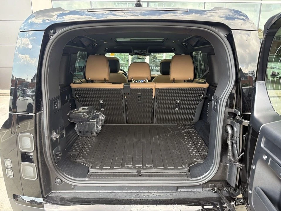 2026 Land Rover Defender L663 - Image 19 of 20