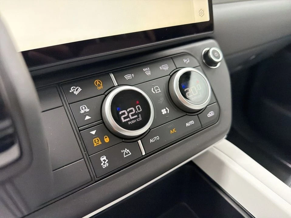 2026 Land Rover Defender L663 - Image 13 of 19