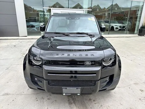 2026 Land Rover Defender 110 P300 S