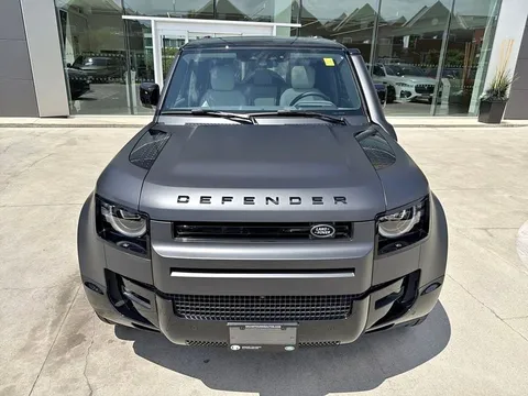 2026 Land Rover Defender 110 P400 X-Dynamic SE