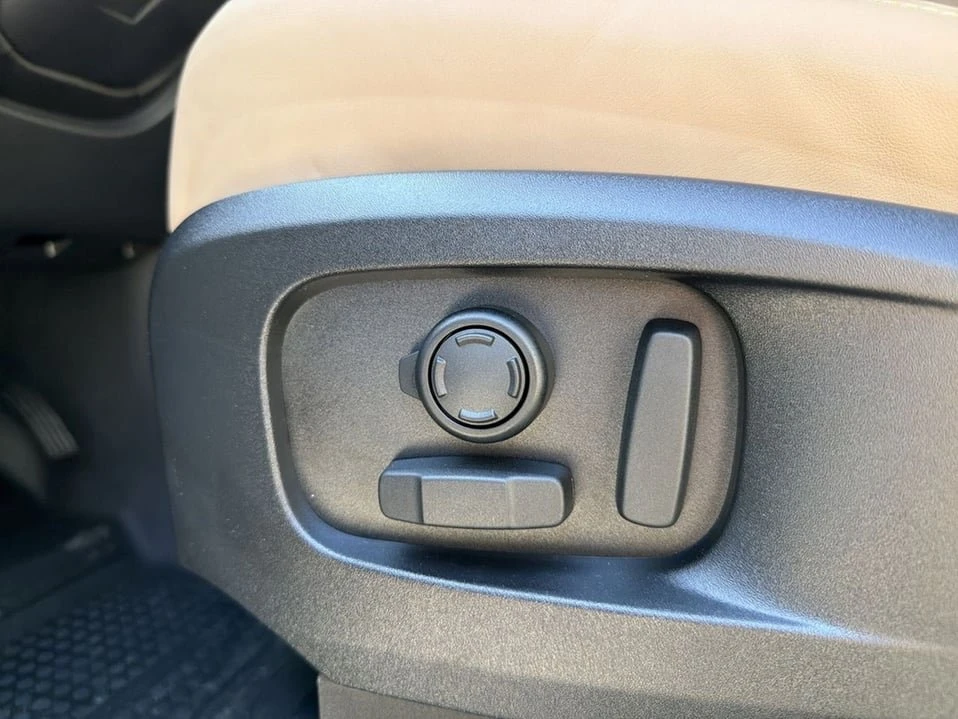 2026 Land Rover Defender L663 - Image 7 of 19
