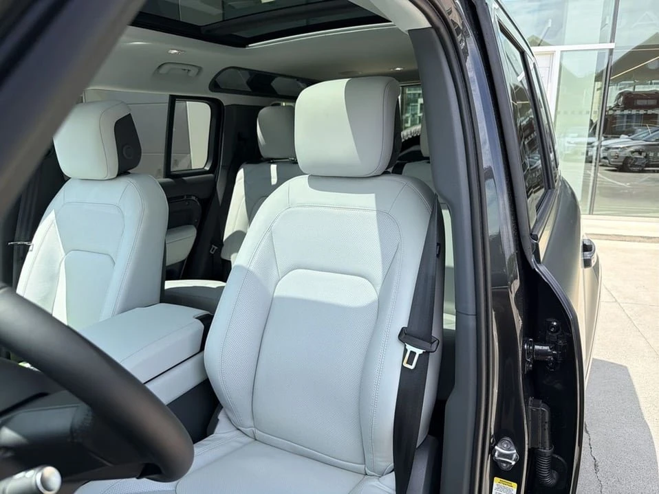 2026 Land Rover Defender L663 - Image 6 of 19
