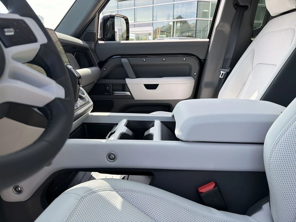 2026 Land Rover Defender L663 - Image 16 of 20
