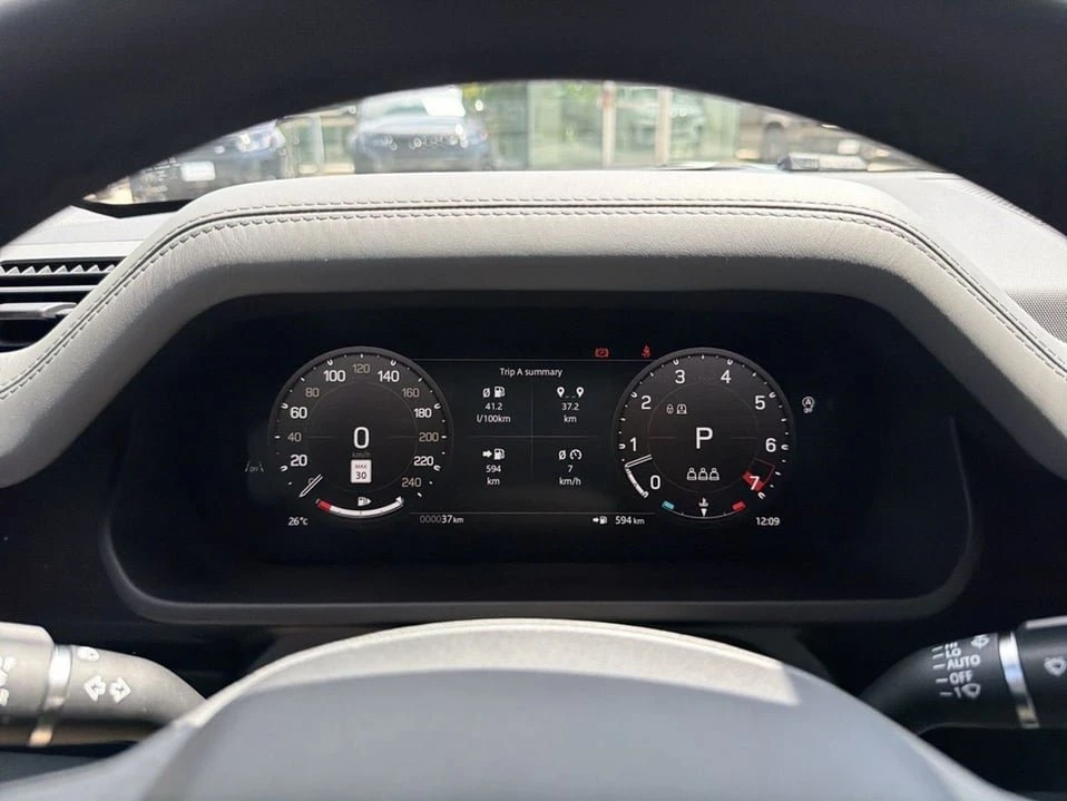 2026 Land Rover Defender L663 - Image 9 of 19